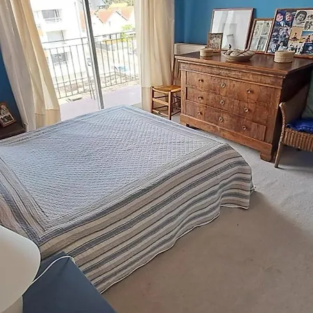 Διαμέρισμα Spacious Bright Nest With Balcony Facing The Sea