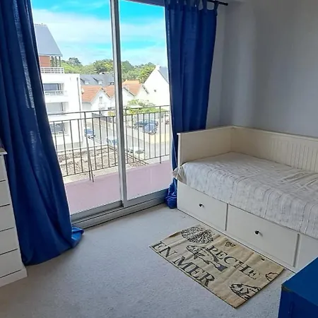 Spacious Bright Nest With Balcony Facing The Sea Διαμέρισμα Pornichet